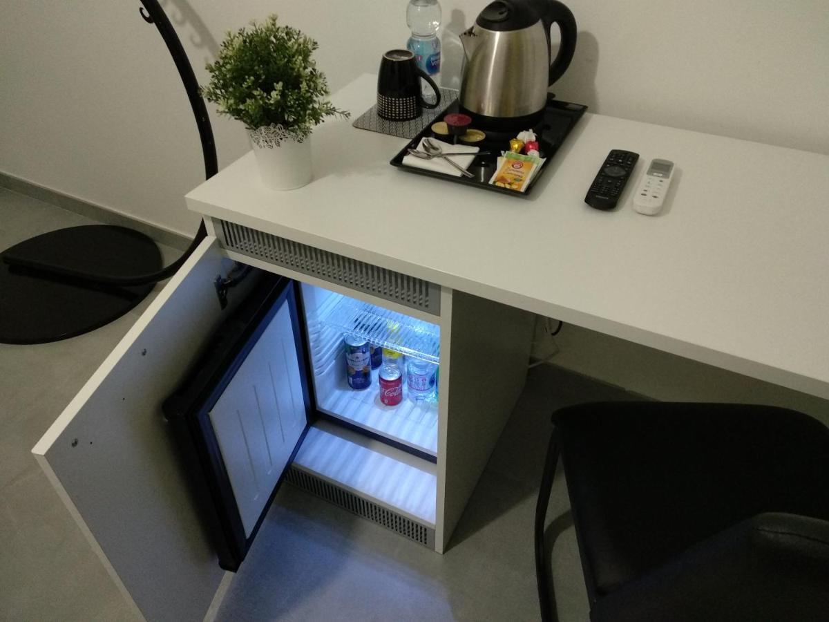 Double Room with Private Bathroom,949382659:JPEG